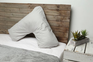 V-Kissen Mit Kissenbezug In Der Farbe Nach Wahl V-Kissen Mit Kissenbezug In Der Farbe Nach Wahl